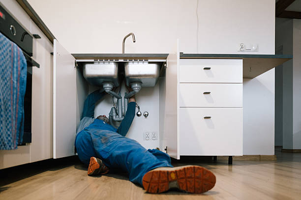 Professional Drain Cleaning technician working in Manson, IA